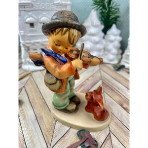 Hummel Puppy Love #1 Boy playing violin 5" tall TMK-5